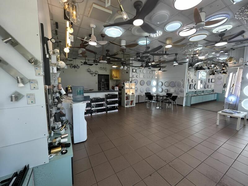 New World Centre, 1 Jalan Berseh, 1,033 sqft, Shop / Shophouse For Rent, by Hendry Lim, 24826314 - CommercialGuru.com.sg
