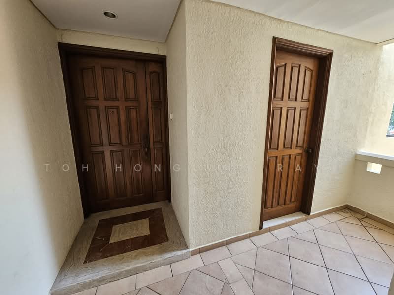 Spring Grove Condominium For Sale at S$ 2,500,000 | PropertyGuru Singapore