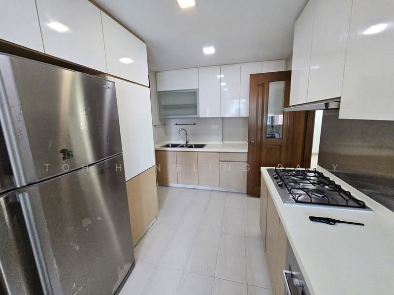 Spring Grove Condominium For Sale at S$ 2,500,000 | PropertyGuru Singapore