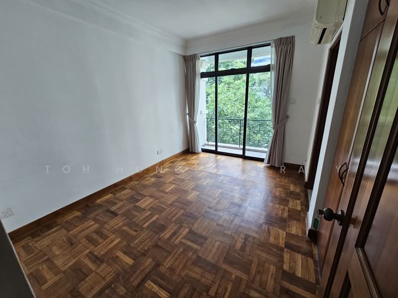 Spring Grove Condominium For Sale at S$ 2,500,000 | PropertyGuru Singapore