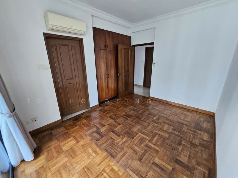 Spring Grove Condominium For Sale at S$ 2,500,000 | PropertyGuru Singapore