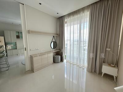 For Sale - Scotts Square