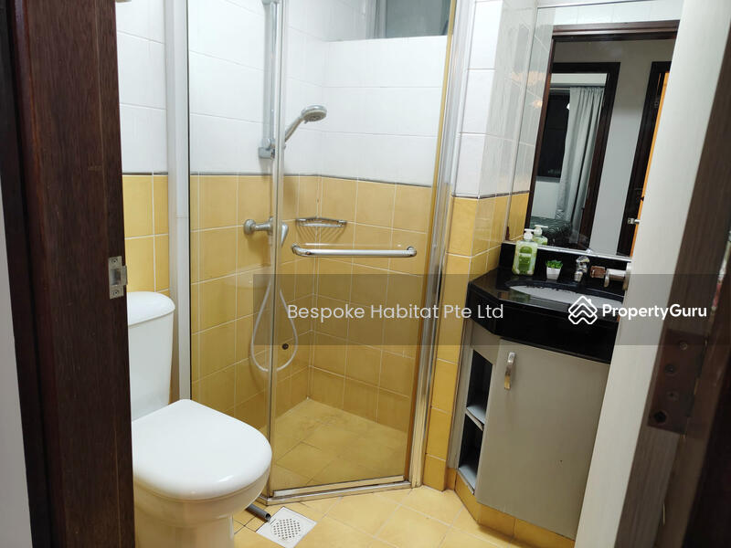 Common bathroom 