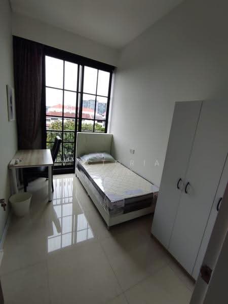 Pin Mansions, 18 Lim Ah Pin Road, Hougang / Punggol / Sengkang, Room Rental, 120 sqft, Apartment For Rent, by Victoria Ling, 24827918 - PropertyGuru.com.sg