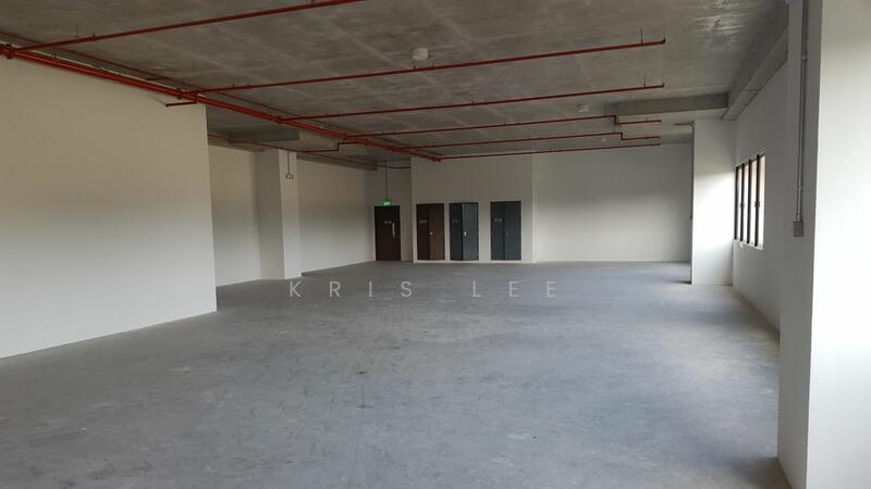 3/storey warehouse @ Tampines Ind Estate, Pasir Ris / Tampines, 60,770 sqft, Factory / Workshop (B2) For Sale, by Kris Lee, 24830369 - Level 2 office space - CommercialGuru.com.sg