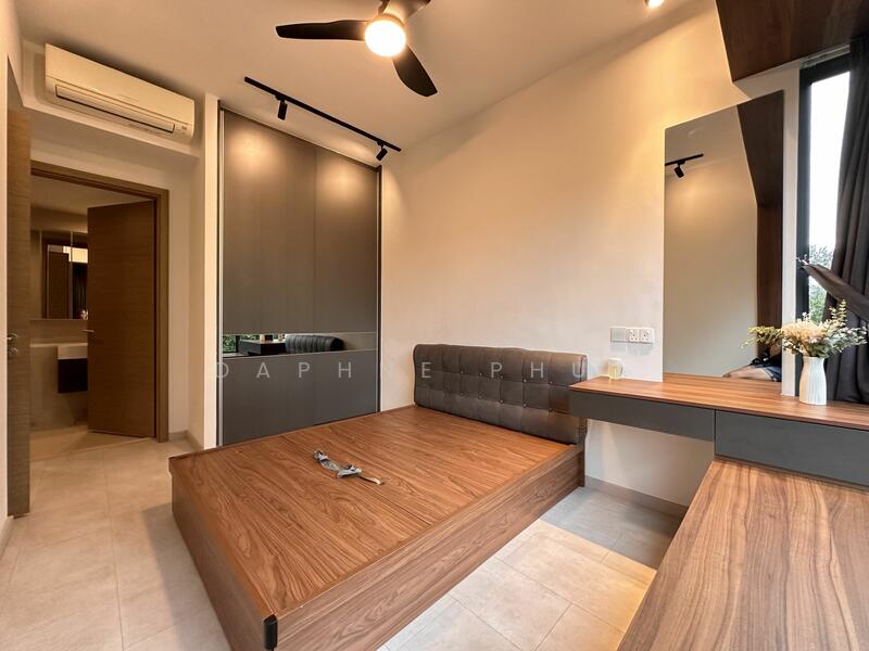 MODERN MASTER ROOM WITH AMPLE STORAGE FEATURING FULL HEIGHT WARDROBE AND A BED FRAME WITH STORAGE!