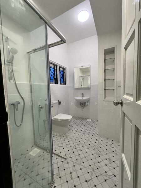 For Rent - Oei Tiong Ham Park
