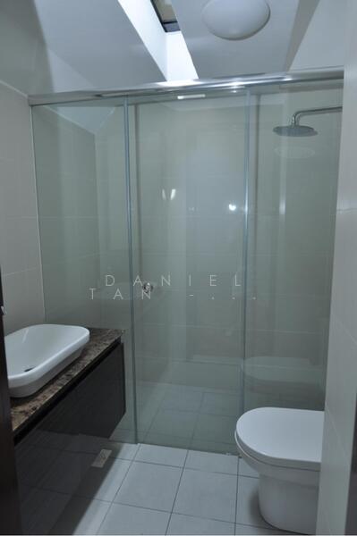 Inter terrace along Bukit Timah, near Pei Hwa Primary, Yuk Tong, Bukit Timah road, King Albert Park, 4 Bedrooms, 2,864 sqft, Terraced House For Rent, by Daniel Tan - 陈振宏, 24832308 - PropertyGuru.com.sg