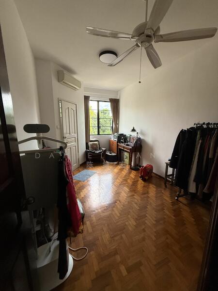 For Rent - Cheap corner terrace along Bukit Timah, near Pei Hwa Primary