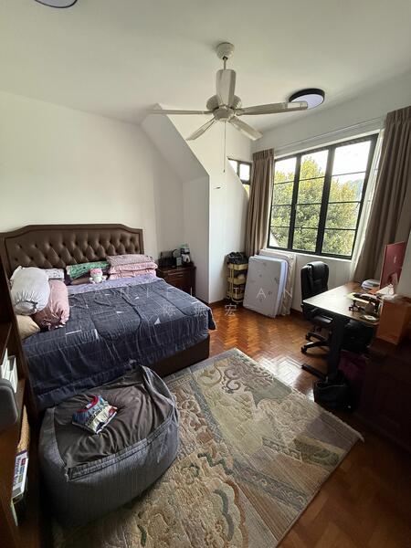 For Rent - Cheap corner terrace along Bukit Timah, near Pei Hwa Primary