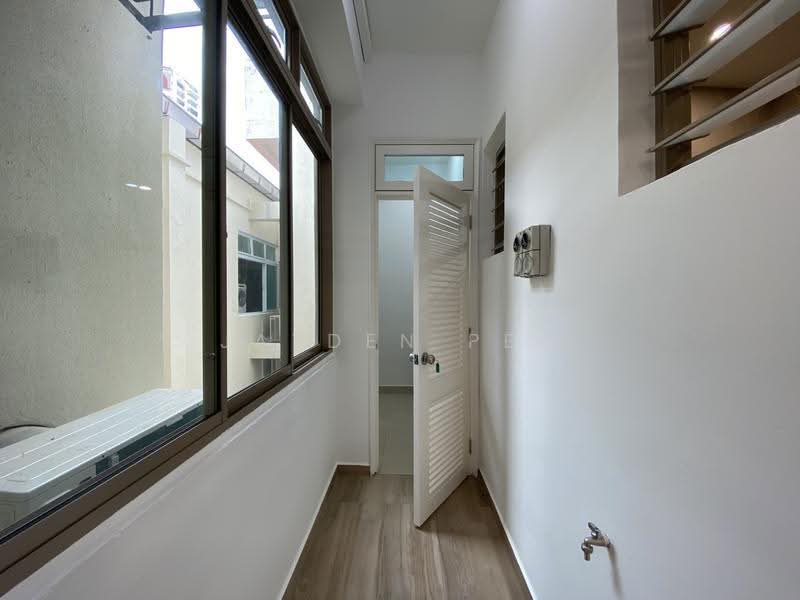 Landbay Condo, 9 Jalan Hajijah, Bedok / Upper East Coast, 2 Bedrooms, 969 sqft, Condominium For Rent, by Jayden Peh, 24832843 - Yard - PropertyGuru.com.sg