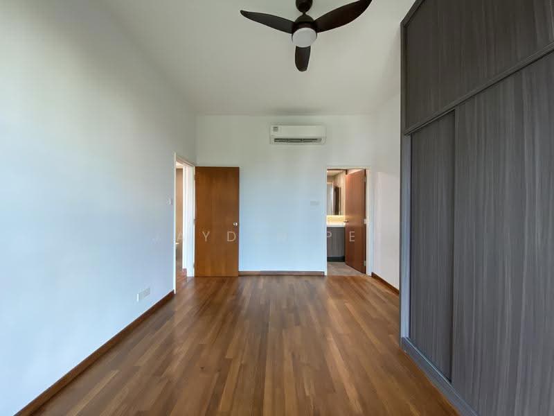 Landbay Condo, 9 Jalan Hajijah, Bedok / Upper East Coast, 2 Bedrooms, 969 sqft, Condominium For Rent, by Jayden Peh, 24832843 - Master Bedroom - PropertyGuru.com.sg