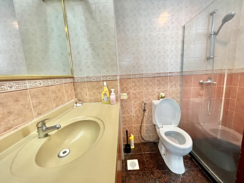 Novena Lodge, 2 Jalan Merlimau, 3 Bedrooms, 969 sqft, Condominium For Rent, by Esther Cai, 24834164 - PropertyGuru.com.sg