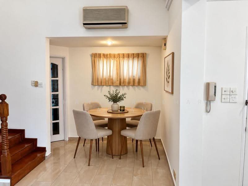 Crescendo Park, 6 Jalan Tua Kong, East Coast / Marine Parade, 4 Bedrooms, 2,518 sqft, Condominium For Sale, by Mohan Murlidhar Harjani, 24838058 - Dining Room - PropertyGuru.com.sg