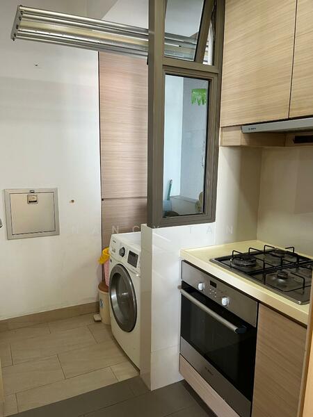 Wet kitchen for heavy cooking