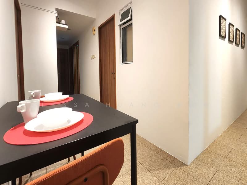 Queens, 10 Stirling Road, Room Rental, 160 sqft, Condominium For Rent, by Alyssa Huang 黄家敏, 24840241 - PropertyGuru.com.sg