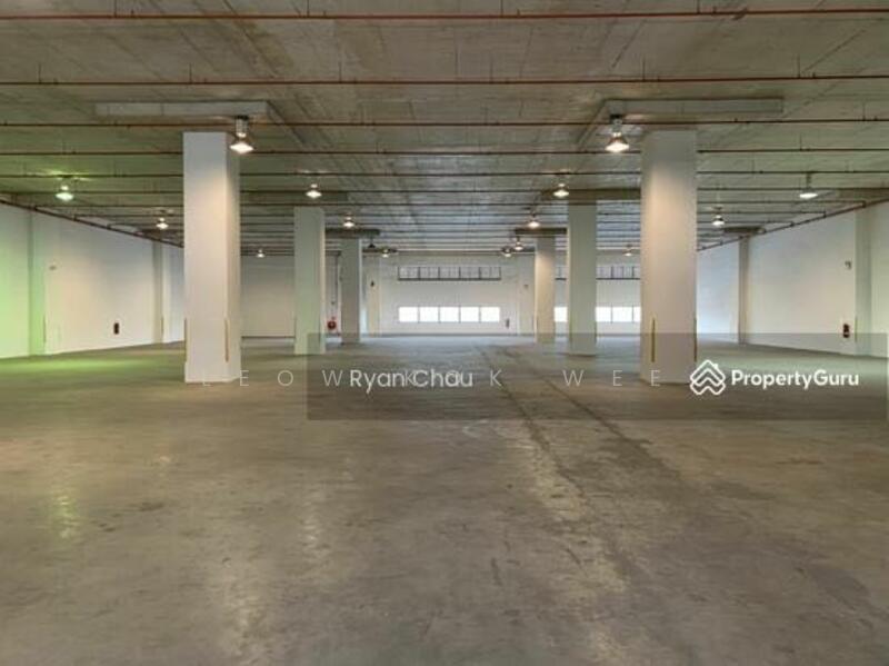 Ramp up 8m high warehouse 12 loading bays @ penjuru, Penjuru, 65,000 sqft, Warehouse For Rent, by Leow Kok Wee, 24840890 - CommercialGuru.com.sg