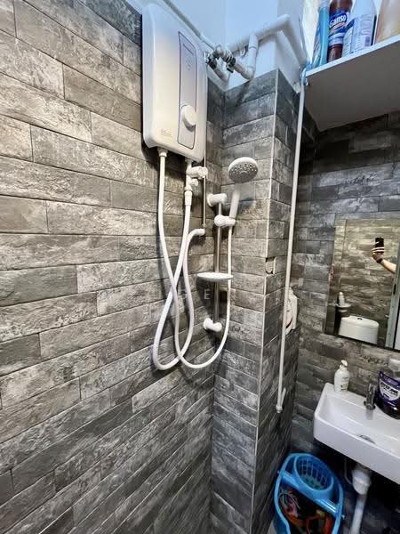 2 Balestier Road, 2 Balestier Road, Balestier / Toa Payoh, 300 sqft, Other Retail For Rent, by Eugene Fung, 24841256 - Bathroom - CommercialGuru.com.sg