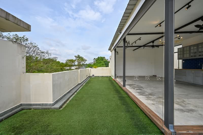 The Trevose Condominium For Sale at S$ 3,180,000 | PropertyGuru Singapore - perfect outdoor space to host social gatherings