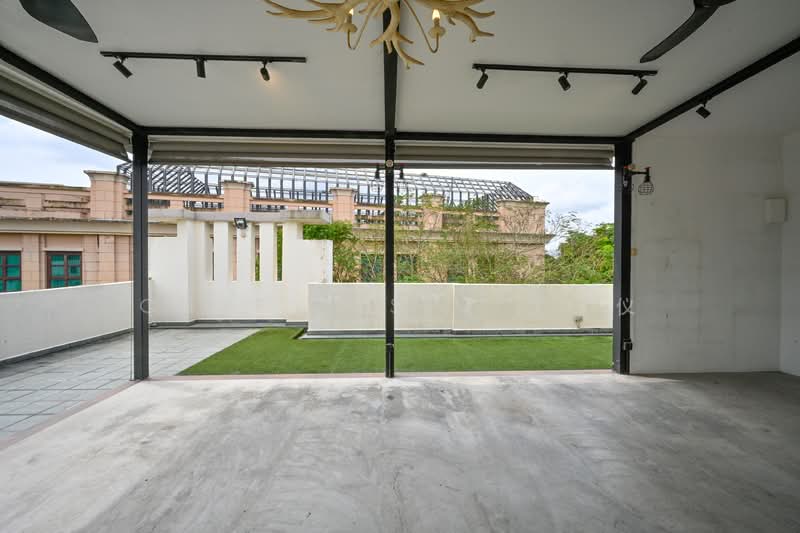 The Trevose Condominium For Sale at S$ 3,180,000 | PropertyGuru Singapore - Roof terrace with automatic zip track screen to shelter from sun and rain