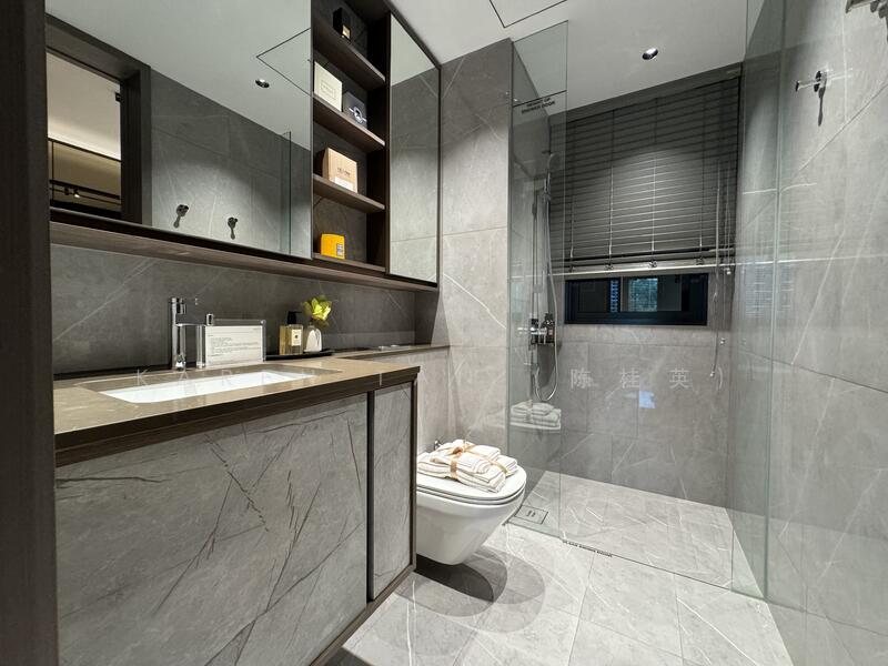 The Myst, 802 Upper Bukit Timah Road, 5 Bedrooms, 1,690 sqft, Condominium For Sale, by Karen Tan (陈桂英), 24842762 - PropertyGuru.com.sg