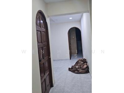 For Rent - 392 Yishun HDB for rent 3+1 near Aerospace & seletar