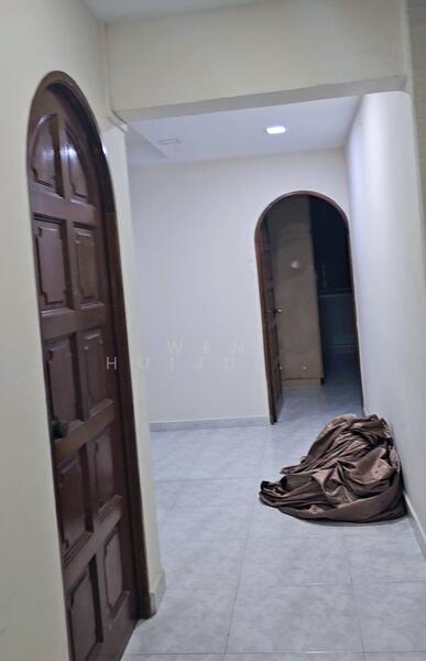 For Rent - 392 Yishun HDB for rent 3+1 near Aerospace & seletar