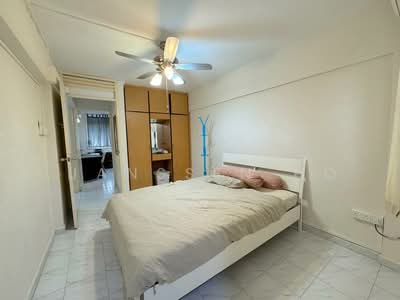 For Rent - 245 Serangoon Avenue 2