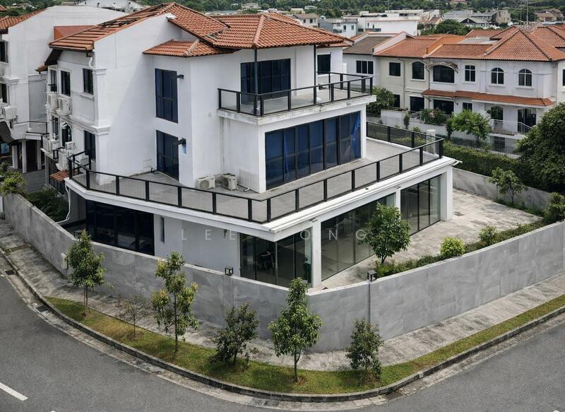 For Sale - Loyang Villas
