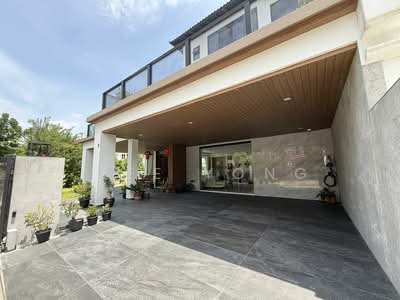 For Sale - Loyang Villas