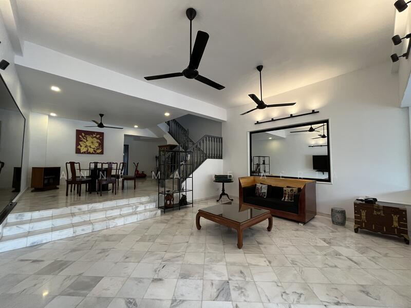 Newly Renovated Terrace House near Serangoon MRT for sale, Hillside Dr