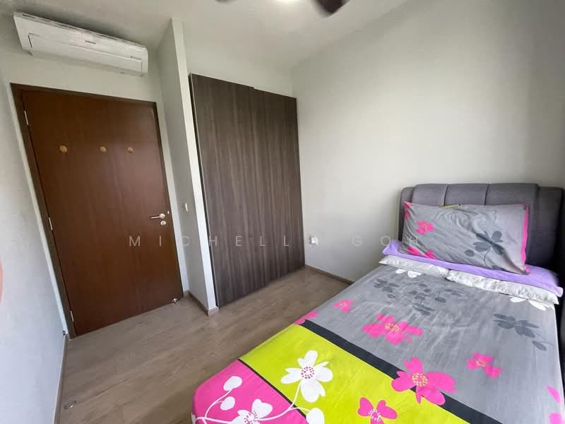 For Rent - The Visionaire