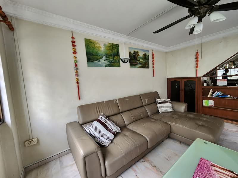 422 Fajar Road, 422 Fajar Road, 3 Bedrooms, 1,507 sqft, HDB Flat For Rent, by Vincent Tay, 24850179 - PropertyGuru.com.sg