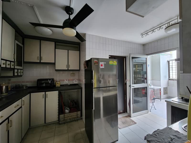 422 Fajar Road, 422 Fajar Road, 3 Bedrooms, 1,507 sqft, HDB Flat For Rent, by Vincent Tay, 24850179 - PropertyGuru.com.sg