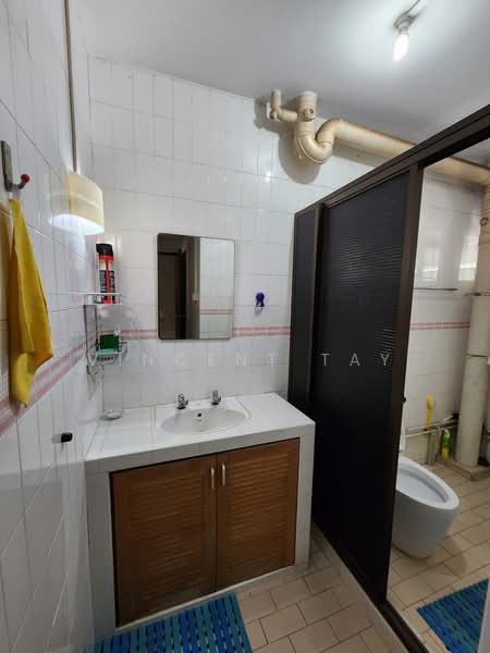 422 Fajar Road, 422 Fajar Road, 3 Bedrooms, 1,507 sqft, HDB Flat For Rent, by Vincent Tay, 24850179 - PropertyGuru.com.sg