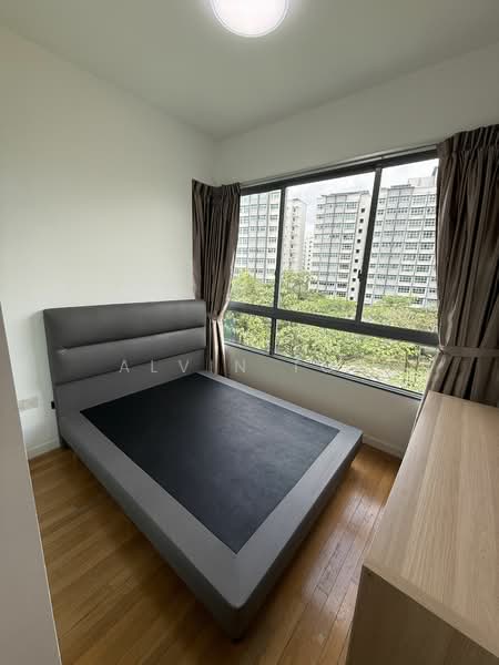 For Rent - Skies Miltonia