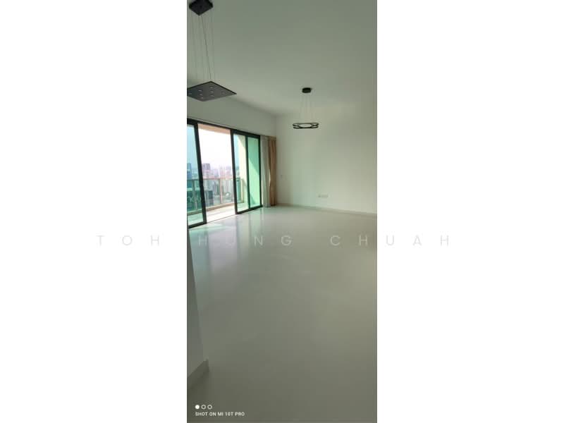 Soleil @ Sinaran, 4 Sinaran Drive, 3 Bedrooms, 1,098 sqft, Condominium For Rent, by Toh Hong Chuah, 24850531 - PropertyGuru.com.sg