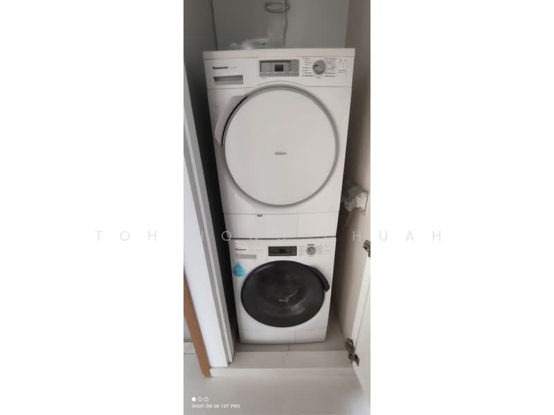 Soleil @ Sinaran, 4 Sinaran Drive, 3 Bedrooms, 1,098 sqft, Condominium For Rent, by Toh Hong Chuah, 24850531 - PropertyGuru.com.sg