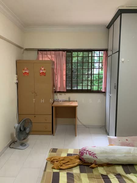 552 Jurong West Street 42, 552 Jurong West Street 42, 3 Bedrooms, 1,500 sqft, HDB Flat For Rent, by Thng Lisa, 24851021 - 3rd common room  - PropertyGuru.com.sg