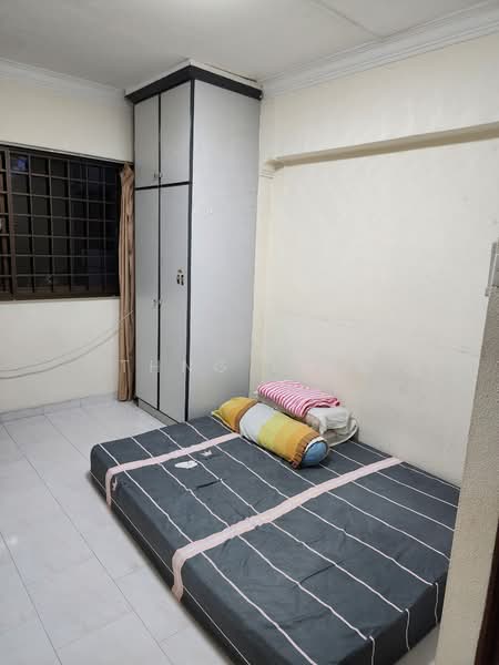 552 Jurong West Street 42, 552 Jurong West Street 42, 3 Bedrooms, 1,500 sqft, HDB Flat For Rent, by Thng Lisa, 24851021 - 3rd bedroom - PropertyGuru.com.sg