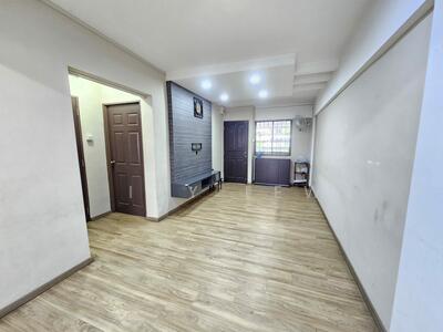 For Sale - 301 Serangoon Avenue 2