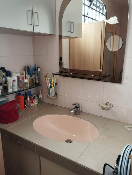 For Rent - Jalan Paras