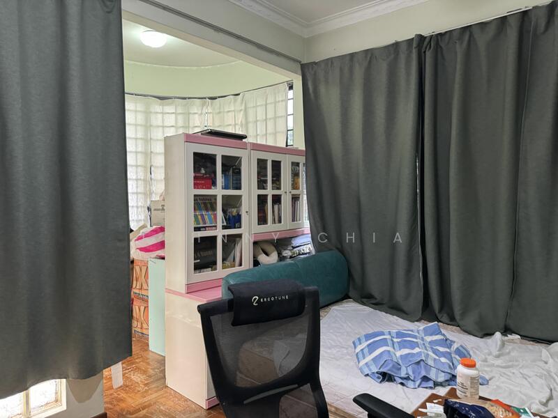 For Rent - Jalan Paras