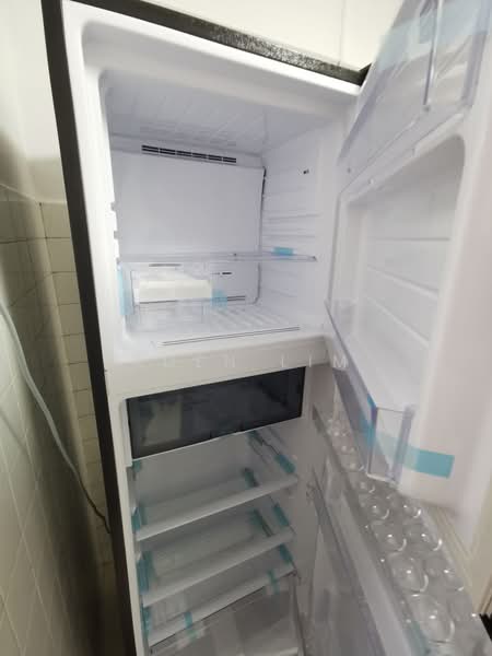 212 Ang Mo Kio Avenue 3, 212 Ang Mo Kio Avenue 3, 2 Bedrooms, 721 sqft, HDB Flat For Rent, by Aden Lim, 24852846 - PropertyGuru.com.sg