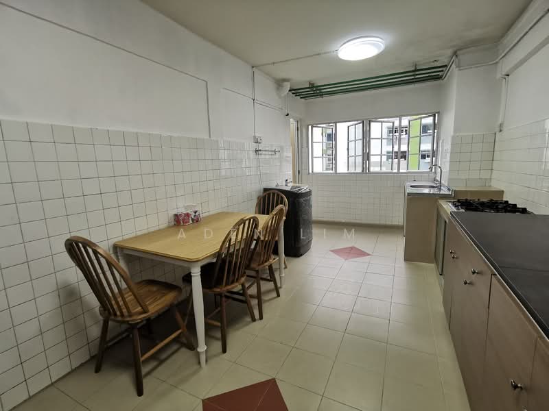 212 Ang Mo Kio Avenue 3, 212 Ang Mo Kio Avenue 3, 2 Bedrooms, 721 sqft, HDB Flat For Rent, by Aden Lim, 24852846 - PropertyGuru.com.sg