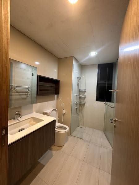 Lakeville, 11 Jurong Lake Link, Boon Lay / Jurong / Tuas, 5 Bedrooms, 1,862 sqft, Condominium For Rent, by Xie TingTing (Emily), 24853243 - Bathroom - PropertyGuru.com.sg