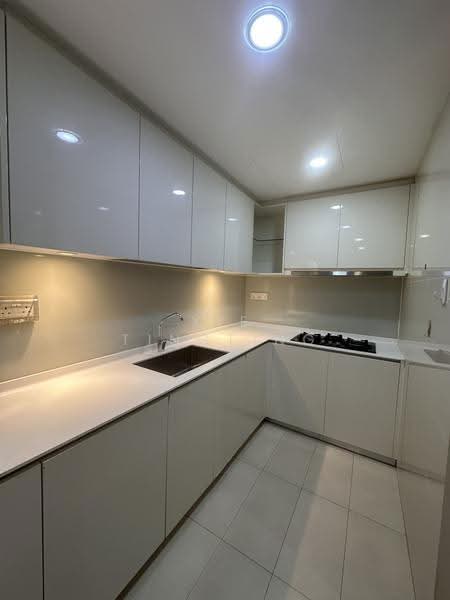 Lakeville, 11 Jurong Lake Link, Boon Lay / Jurong / Tuas, 5 Bedrooms, 1,862 sqft, Condominium For Rent, by Xie TingTing (Emily), 24853243 - Kitchen - PropertyGuru.com.sg