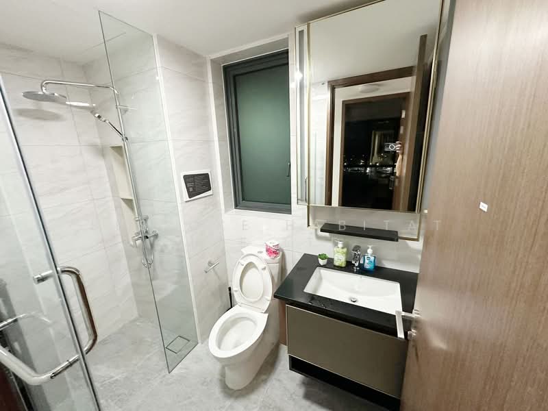 Normanton Park, 47 Normanton Park, Room Rental, 100 sqft, Condominium For Rent, by Bespoke Habitat Pte Ltd, 24853327 - 02-15 Common bathroom - PropertyGuru.com.sg