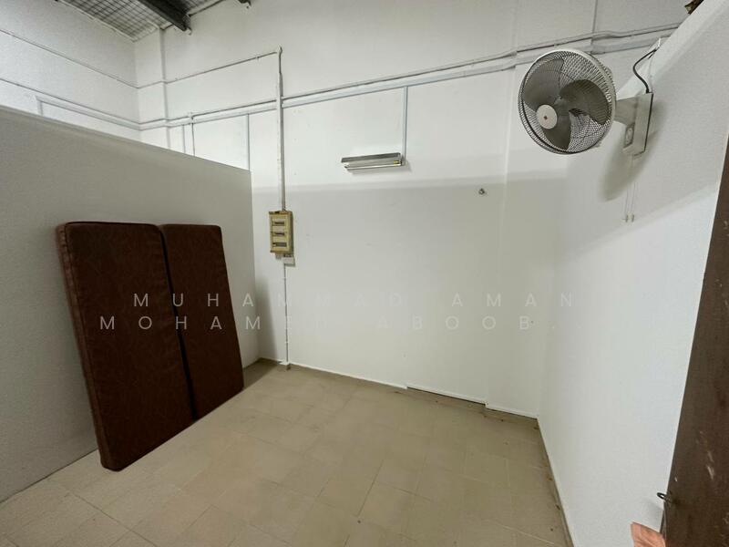 Tuas Bay Industrial Centre, Tuas South Avenue 2, West (D22-24), Boon Lay / Jurong / Tuas, 6,125 sqft, Factory / Workshop (B2) For Sale, by Muhammad Aman Mohamed Aboobucker, 24853695 - CommercialGuru.com.sg