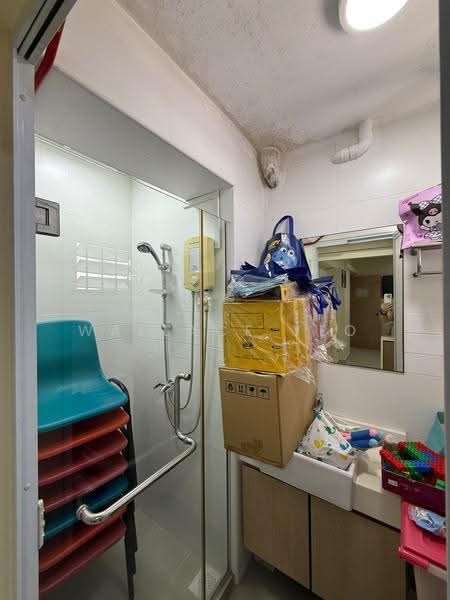 744 Bedok Reservoir Road, 744 Bedok Reservoir Road, Bedok / Upper East Coast, 800 sqft, Shop / Shophouse For Rent, by Wallace Yeo, 24853963 - Bathroom - CommercialGuru.com.sg
